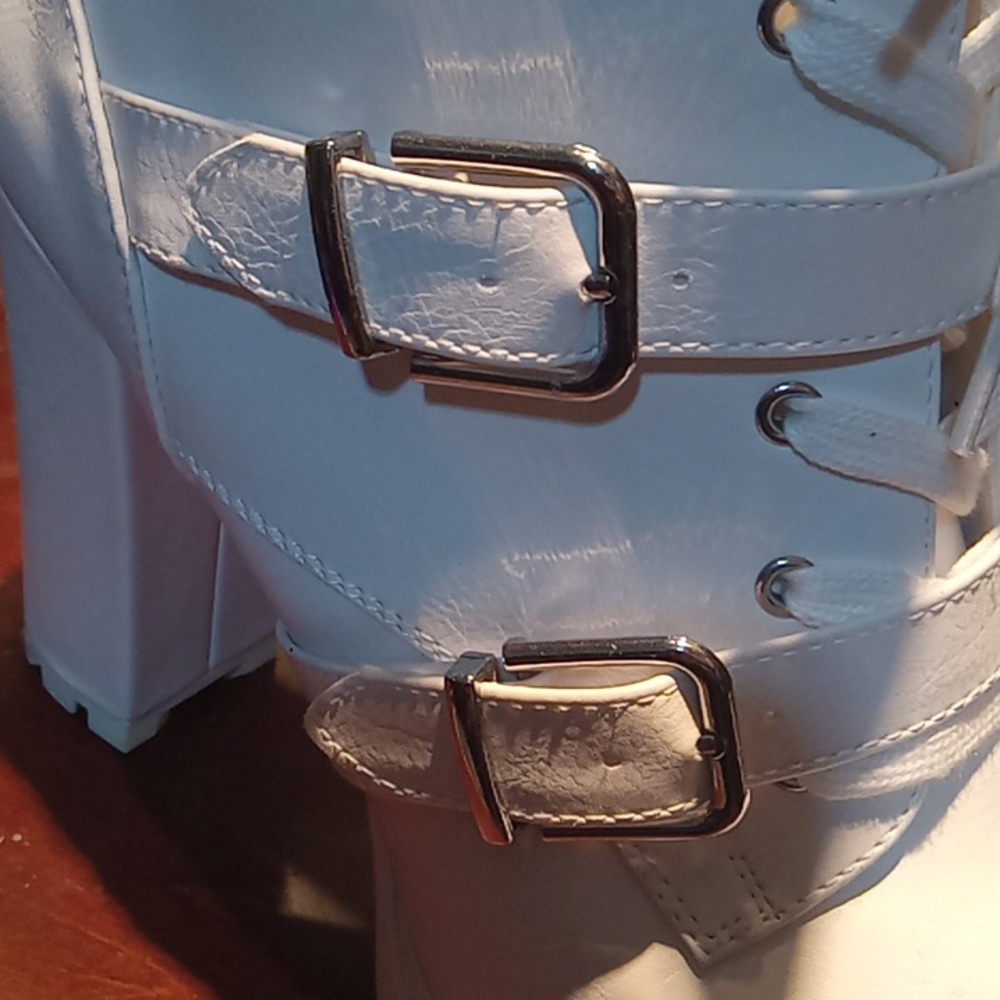 Mini booties - Picture 3 of 4